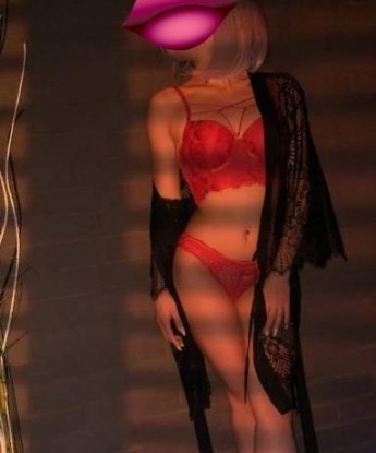 💋🌹 Живу в Москве и готова встретиться с тобой у себя или приехать к тебе. Мои услуги включают все, что ты только пожелаешь - классический секс, оральные ласки, массаж и многое другое. 🔥✨ У меня есть великолепные отзывы, говорящие о моей неповторимости и профессионализме. Также прикрепила немного фото, чтобы ты мог оценить мою красоту. Доверься мне и я сделаю все, чтобы твоя ночь была незабываемой! 🌟💫 Наталья